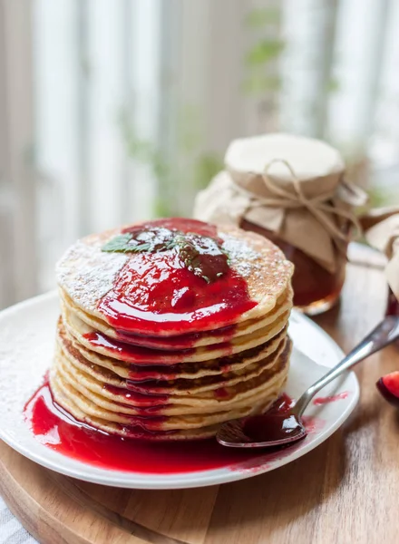 Pancakes with jam breakfast — Stock Photo, Image