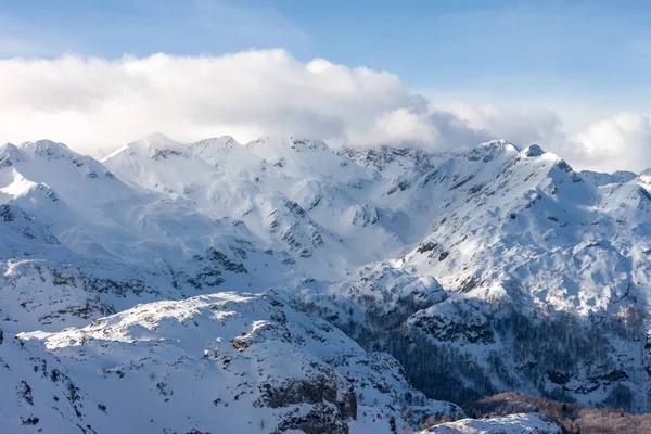 Winterberge Sloweniens schöne Landschaft — Stockfoto