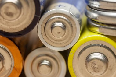 makro çok kullanılan alkali piller zararlı atık