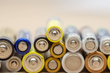 makro çok kullanılan alkali piller zararlı atık