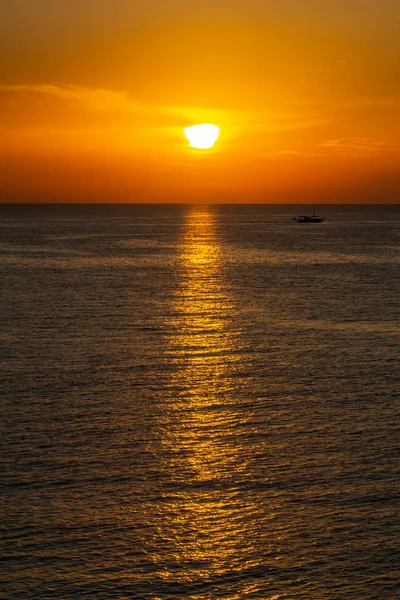 Puesta Sol Hermoso Paisaje Mediterráneo Vista Bahía — Foto de Stock