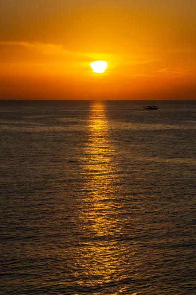 Puesta Sol Hermoso Paisaje Mediterráneo Vista Bahía — Foto de Stock