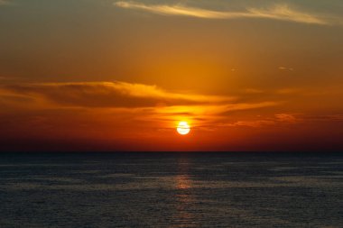 Günbatımı, Güzel Akdeniz Körfezi manzarası