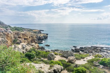 Paleochora yakınlarındaki körfezin güzel manzarası, Girit