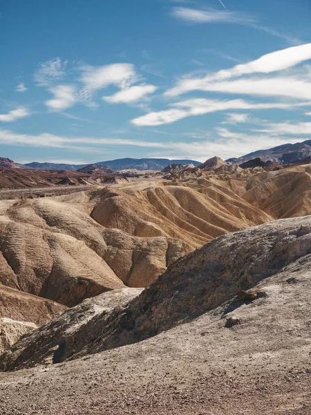 多色の砂岩からの美しい柔らかい波 死の谷ザブリスキー — ストック写真