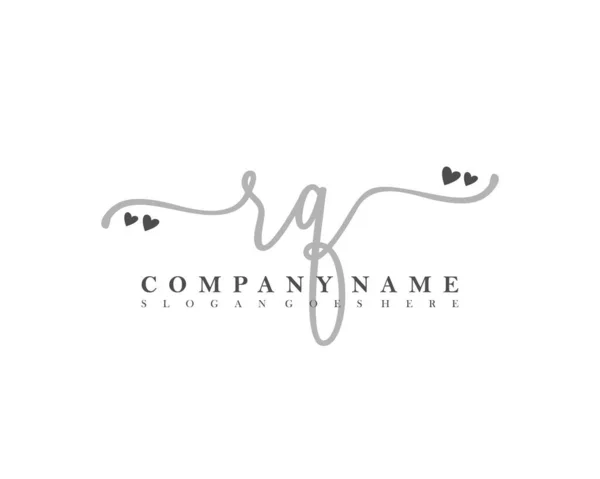 Inicial Escritura Mano Logotipo Femenino Firma Inicial Maquillaje Boda Moda — Vector de stock