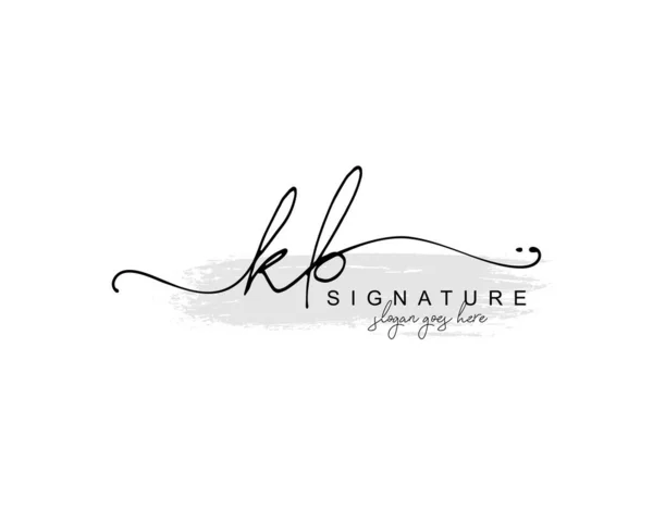 初期のKbの美しさのモノグラムとエレガントなロゴデザイン 創造的なテンプレートと初期の署名 結婚式 ファッション 花や植物の手書きのロゴ — ストックベクタ