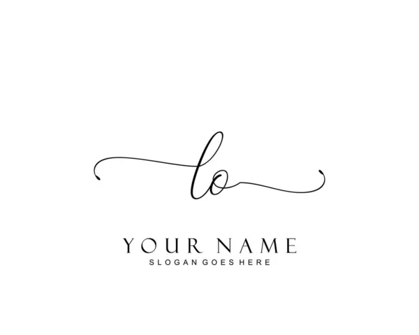 Initial Beauty Monogram Elegant Logo Design Handwriting Logo Initial Signature — Stock Vector