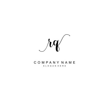 İlk RQ güzellik monogramı ve zarif logo tasarımı, ilk imzadan oluşan el yazısı logosu, düğün, moda, çiçek ve yaratıcı şablona sahip botanik..