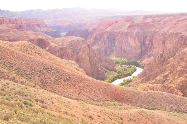 Kanyon 'da Charyn Nehri, Güney Kazakistan