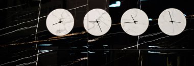 seramik fayans ve saat eklemesi 