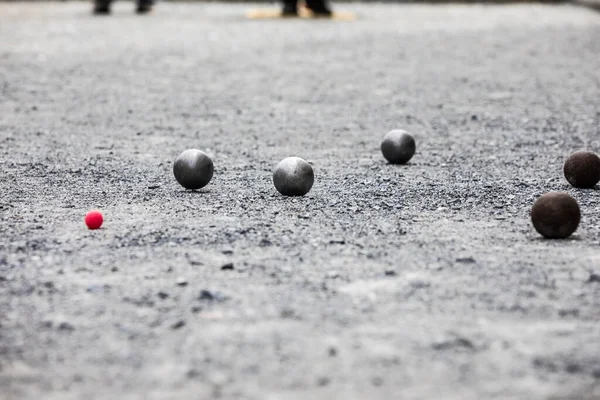 Petanque Bola Boules Pequeno Valete Vermelho Campo Petanque — Fotografia de Stock