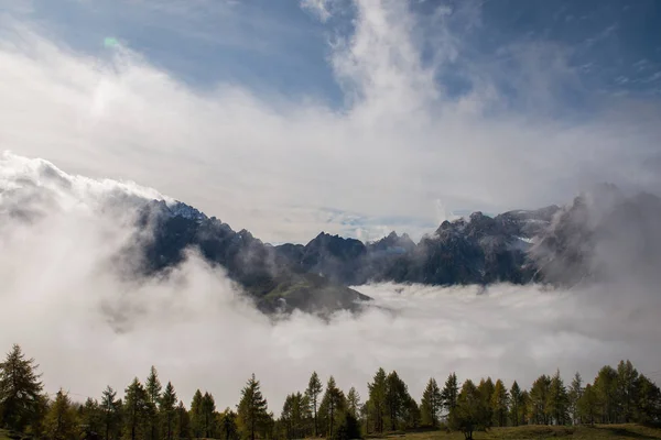 Landskap Dolomiter Sydtyrolen Royaltyfria Stockfoton