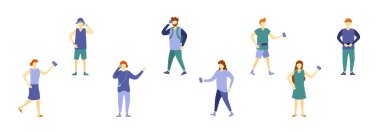 Karakterler telefon eder.