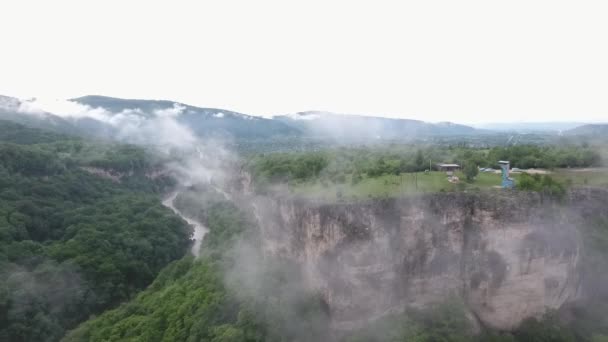 Cáucaso montanhas no verão, wiev aéreo — Vídeo de Stock