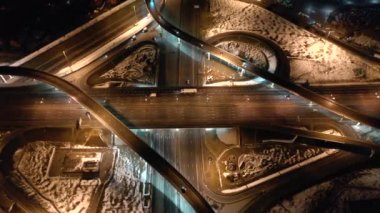 Rusya 'da gece yolu kavşağı