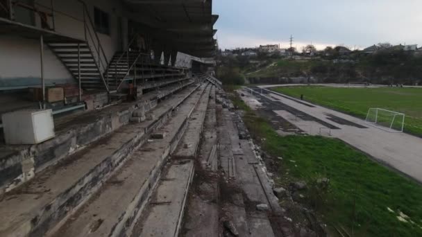 Elpusztította a stadiont, a Szovjetunióból. — Stock videók