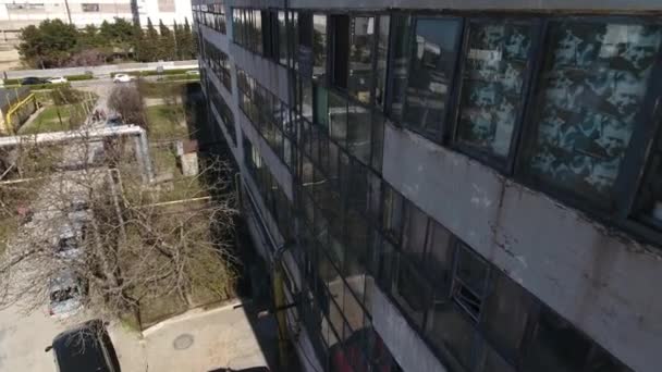 El antiguo edificio industrial de la Unión Soviética, vista aérea — Vídeos de Stock