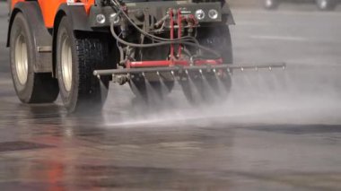 Moskova, Rusya-Mart 2020 'de sokakta özel ulaşım dezenfekte edildi.