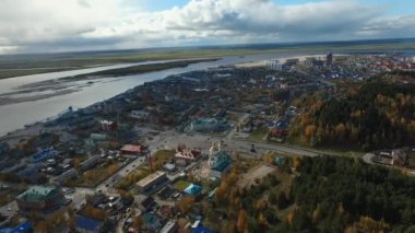 Khanty-Mansiysk kasabası, hava manzaralı, genel manzara