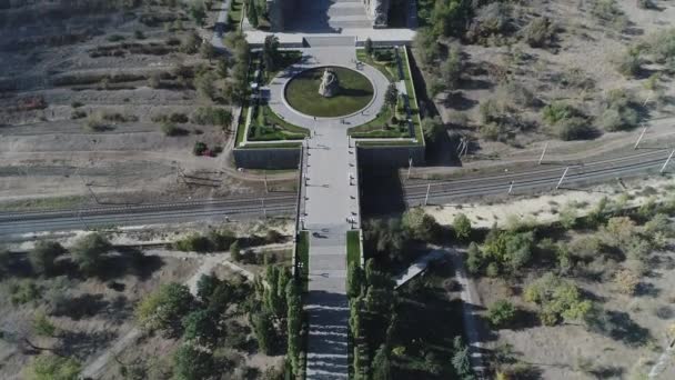 Volgograd, Rússia-setembro de 2017: O monumento "a Pátria chama "" — Vídeo de Stock