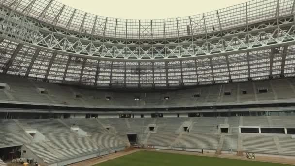Wederopbouw van het belangrijkste stadion van Rusland "Luzjniki" — Stockvideo