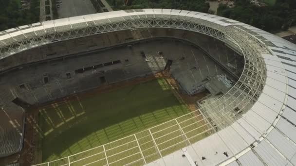 Reconstrucción del estadio principal de Rusia "Luzhniki". La vista desde el aire . — Vídeo de stock