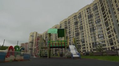 Karantina covid-19 'un boş oyun parkları. özel bir kasetle kullanılabilir