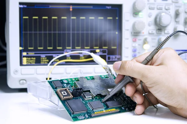 Repair and Measurement of Electronic Circuits — Stock Photo, Image