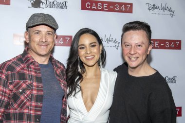 Chris Wax, Maya Stojan, Winston A. Abalos 2 Mart 2020 'de TCL Çin Tiyatrosu, Hollywood, CA' da 