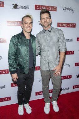 Adam Bouska, Jeff Parshley 2 Mart 2020 'de TCL Çin Tiyatrosu' nda Los Angeles Premiere 'e katıldı.