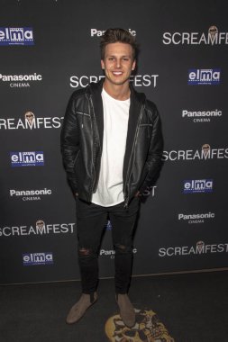 Brandon Laabs, 19. Yıllık Korku Film Festivali - Çığlık Festivali Açılış Gecesi Ye, Beyin, Los Angeles 'ı Sev galasına 8 Ekim 2019' da TLC Çin Tiyatrosu 'nda katıldı. 