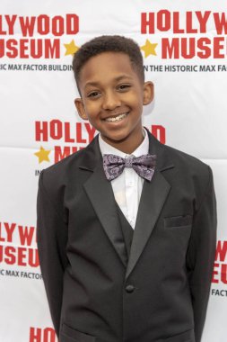 Brandin Stennis, 6 Haziran 2019 'da Hollywood' daki Hollywood Müzesi 'nde düzenlenen 7. Yıllık Real To Reel: LGBT tasvirlerine ve Algılarına Katılır. 