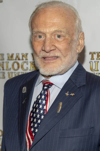 Buzz Aldrin Uczestniczy Man Who Unlocked Universe Usa Premiera Londynie — Zdjęcie stockowe