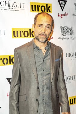 James Logan, UROK Vakfı Yardım Etkinliği 'ne katılıyor: 10 Mayıs 2018' de Dream Hotel Hollywood, Los Angeles, CA 'da Müzik ve Sanat Gecesi