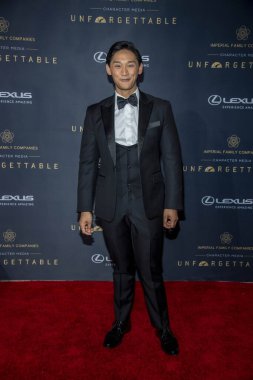 Josh Dela Cruz, 14 Aralık 2019 'da Beverly Hilton, Beverly Hills, CA' daki 18. Unutulmaz Gala 'ya katılıyor.