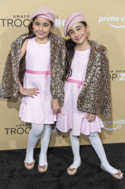 Royal Twins, 13 Ocak 2020 'de Pacific Theatres, The Grove, Los Angeles, CA' da Amazon 'un 