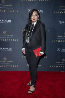 Amanda Nguyen, 14 Aralık 2019 'da Beverly Hilton, Beverly Hills, CA' da düzenlenen 18. Unutulmaz Galaya katılıyor.
