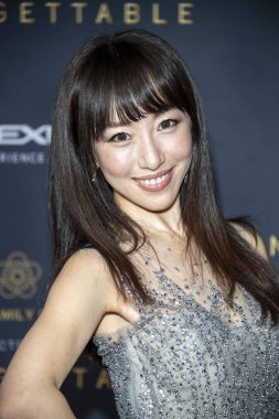 Aoi Mizuhara, 14 Aralık 2019 'da Beverly Hilton, Beverly Hills, CA' daki 18. Unutulmaz Gala 'ya katıldı.