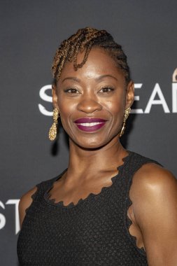 Olunike Adeliyi, 19. Yıllık Korku Film Festivali - Çığlık Festivali Açılış Gecesi Ye, Beyin, Los Angeles 'ı Sev galasına 8 Ekim 2019' da Hollywood, CA 'da katıldı. 