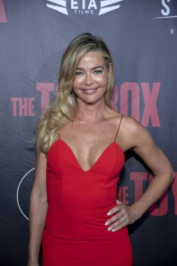 Denise Richards 14 Eylül 2018 'de Los Angeles' taki Laemmle 's NoHo 7, Kuzey Hollywood, Kaliforniya' da Skyline Entertainment 'ın 