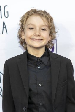 TK. Weaver, 10 Haziran 2019 'da Los Angeles' taki Landmark Regent Theatre, Los Angeles 'ta düzenlenen 