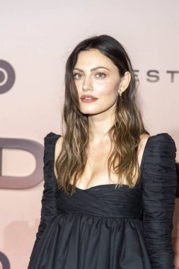 Hollywood, California, Usa - 5 Mart 2020: Phoebe Tonkin, Hbo Drama Dizisi 