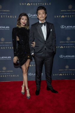 Yu Yamada, Shun Oguri 14 Aralık 2019 'da Beverly Hilton, Beverly Hills' deki 18. Unutulmaz Galaya katıldı.