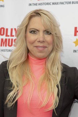 Stacia Gates, 6 Haziran 2019 'da Hollywood' daki Hollywood Müzesi 'nde düzenlenen 7. Yıllık Real To Reel: LGBT tasvirleri ve Algıları' na katılıyor. 