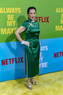 Lucille Soong, 22 Mayıs 2019 'da Regency Village Theatre, Los Angeles' ta düzenlenen Netflix 'in 