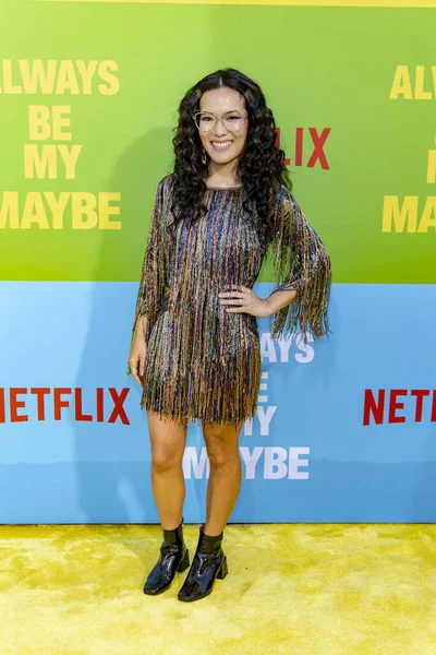 Ali Wong Adopds Netflixs Always Maybe World Premiere Regent Village — 스톡 사진