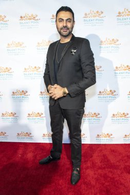 Mohamed Karim 18 Eylül 2018 'de Los Angeles, Tom Tom Bar' da Sessiz Havuz Cin Resmi LA Fırlatma Partisi 'ne katılır.