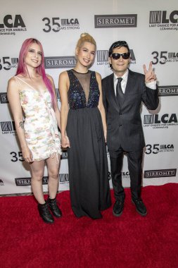 Courtney Anne Mitchell, Corey Feldman 19 Ekim 2019 'da Beverly Hilton Hotel Beverly Hills' de düzenlenen 