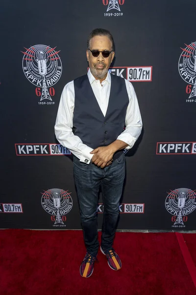 Stanley Clarke Asiste Gala Benéfica Kpfk 7Fm Celebrando Años Aire — Foto de Stock